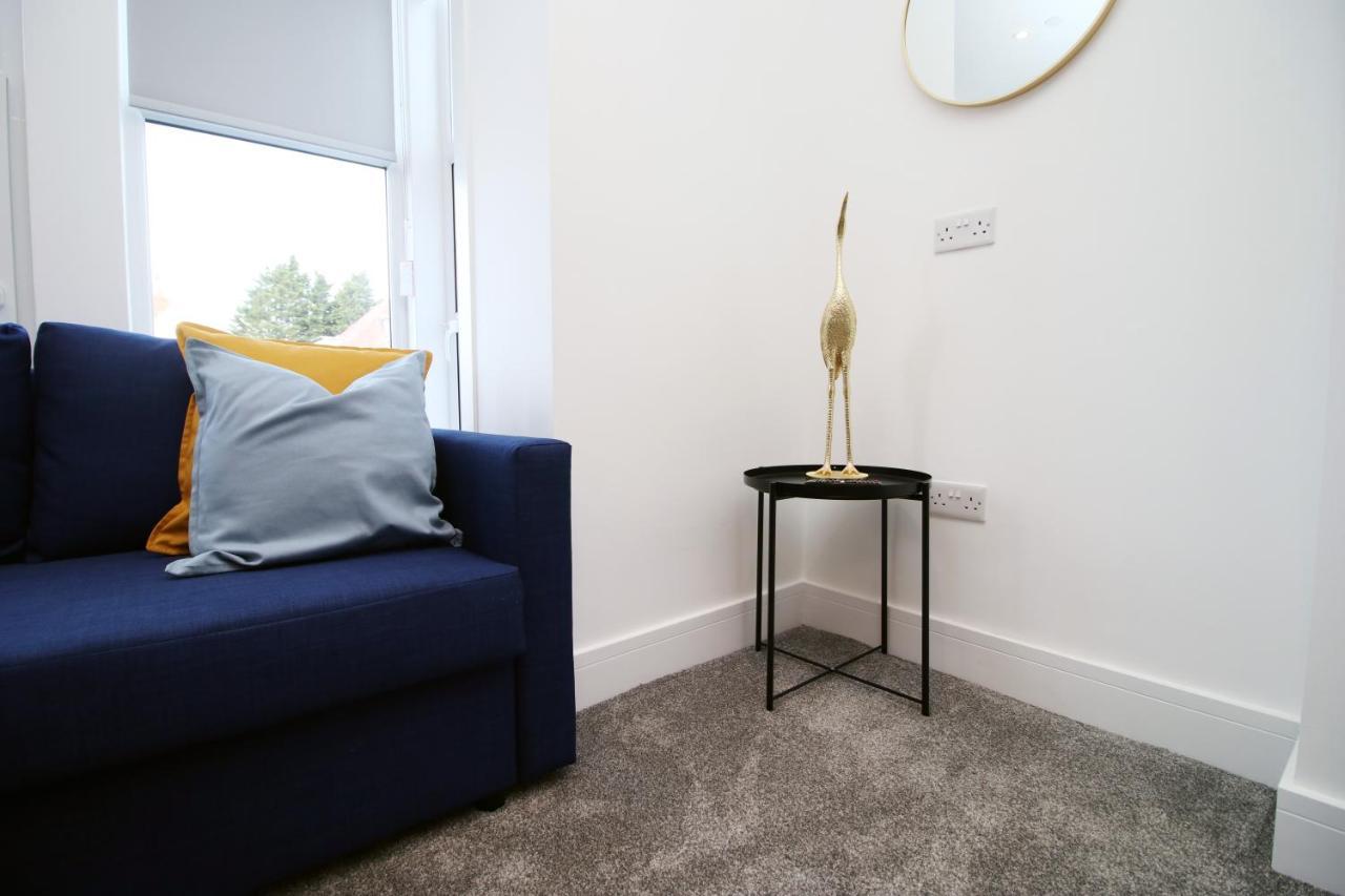 No 49 City Apartments, Perfect For Business And Leisure Stays, 10 Min Drive Into City Centre, Easy Access To Local Transport, 1Br And 2Br Available, Free Parking Cardiff Bagian luar foto