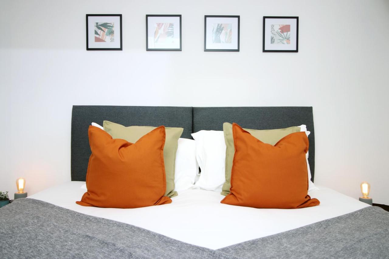 No 49 City Apartments, Perfect For Business And Leisure Stays, 10 Min Drive Into City Centre, Easy Access To Local Transport, 1Br And 2Br Available, Free Parking Cardiff Bagian luar foto