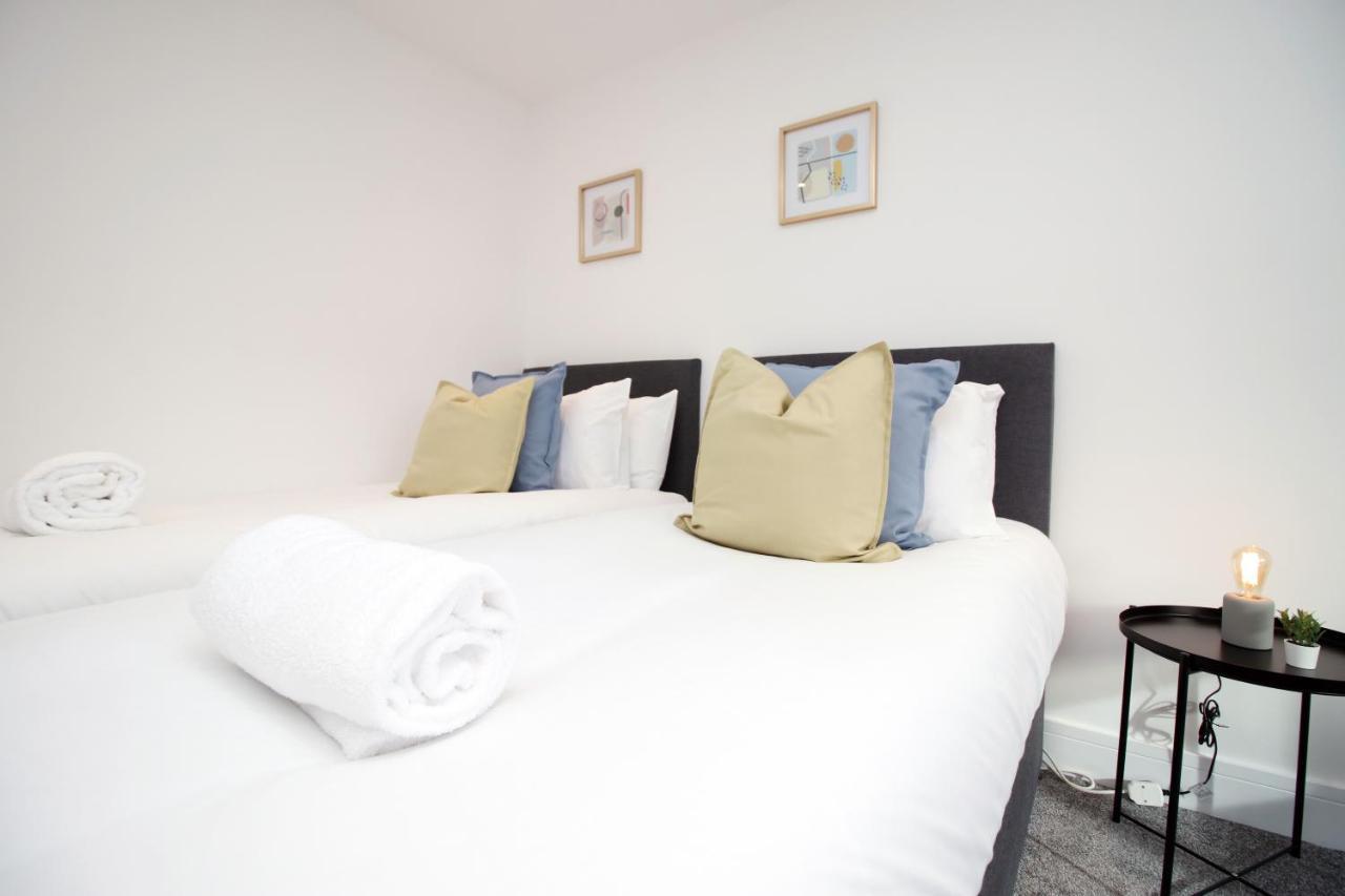 No 49 City Apartments, Perfect For Business And Leisure Stays, 10 Min Drive Into City Centre, Easy Access To Local Transport, 1Br And 2Br Available, Free Parking Cardiff Bagian luar foto